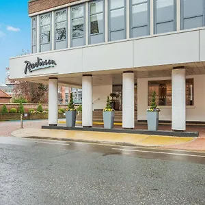 4* Otel Radisson